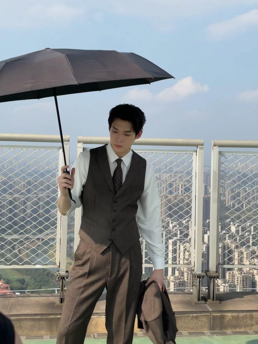 MybiggestloveS's tweet photo. His gentle demeanor makes his incredible aura even more appealing.

WE STAND WITH KIM YOONSIK
#KIMYOONSIK
#KIMYOONSIKSHINES https://t.co/oLYARM5AyJ