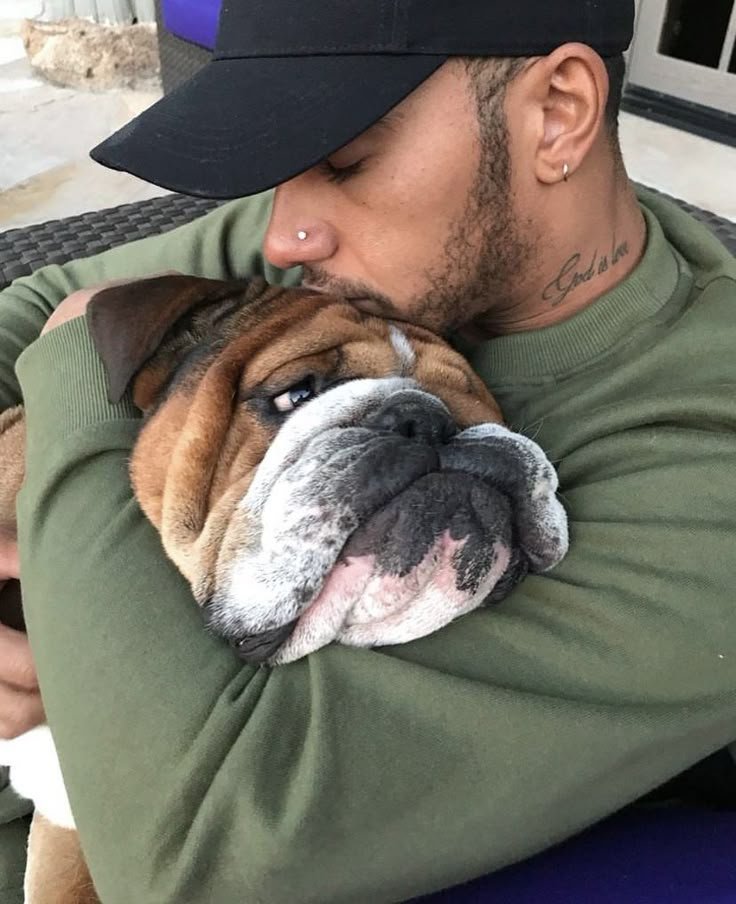 kav4champ's tweet photo. FOREVER ROSCOE ❤️ always in our hearts https://t.co/C9ZlweMoi8