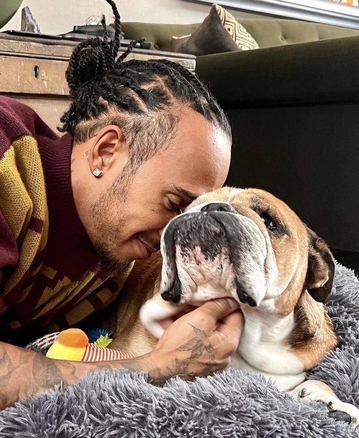 kav4champ's tweet photo. FOREVER ROSCOE ❤️ always in our hearts https://t.co/C9ZlweMoi8