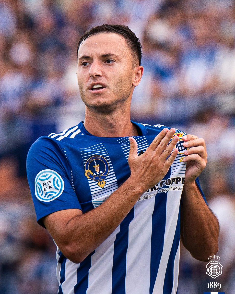 alejandro1199_'s tweet photo. Que ambientazo el que vivimos ayer en el Colombino!! Victoria de equipo y de afición! Os esperamos a todos el miércoles para conseguir algo bonito!! Este es el camino, todavía queda mucho que hacer, vamos a por más Decano!! 
@recreoficial 🤍💙 https://t.co/dJSwVh8NgU