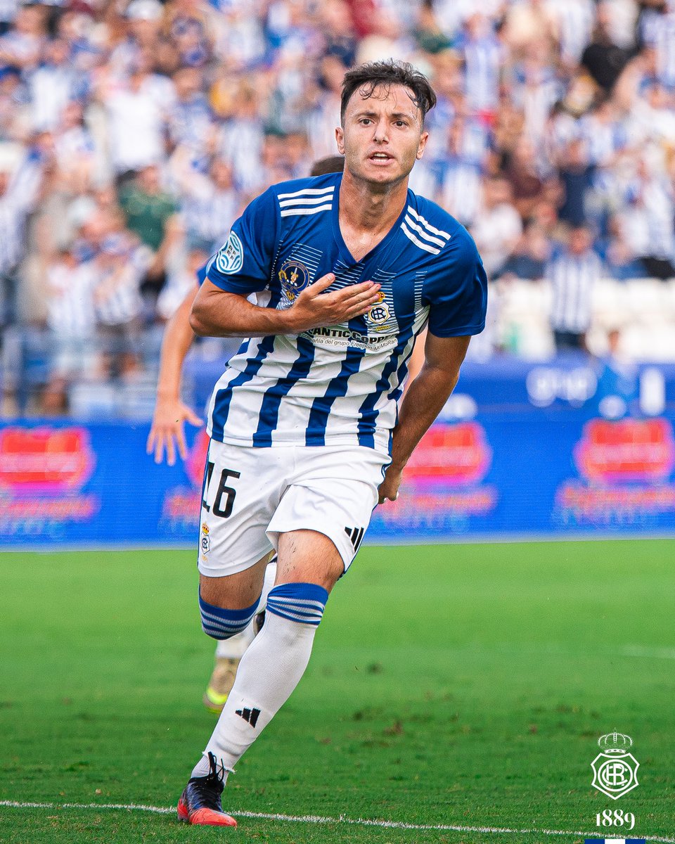 alejandro1199_'s tweet photo. Que ambientazo el que vivimos ayer en el Colombino!! Victoria de equipo y de afición! Os esperamos a todos el miércoles para conseguir algo bonito!! Este es el camino, todavía queda mucho que hacer, vamos a por más Decano!! 
@recreoficial 🤍💙 https://t.co/dJSwVh8NgU