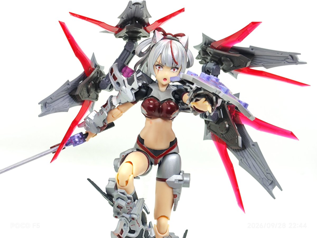 DCD3cs's tweet photo. バスタードールナイト・赫彗 完成！！

後ろのブースター兼バインダーで超加速して攻撃を行い即時離脱するヒットアンドアウェイを得意とするメガミデバイス

後ろのバインダーを利用して近接攻撃も遠距離攻撃も可能
 #メガミデバイス https://t.co/PENZQQTFhv