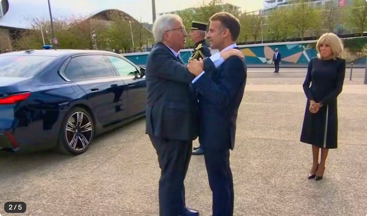 MKarnitschnig's tweet photo. Hard to imagine a clearer indication of Macron's waning influence than this photo. He invited every EU head of state and government to Metz today to see the Pope.  Neighbouring Luxembourg was the only EU country that sent a delegation. https://t.co/KUtIPSfsWX