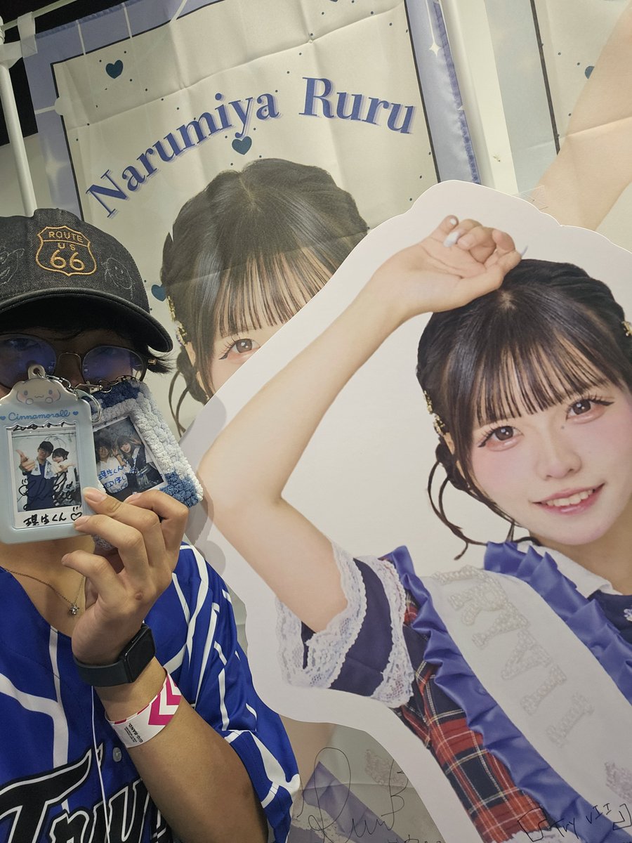 magic710728's tweet photo. これぞワンマンライブ！
っていう激アツ、爆沸きライブ！
ばーか楽しかった！！
オタクの皆さんも優しくほんまに天才です。るるさんの色々交換してくださってありがとうございます！！！
今日のガチャ結果は後ほど、、笑
とりあえず爆勝ちです笑
初めてガチャ系で大当たり引いた！るるさんパワー、？ https://t.co/EvMO902R5N