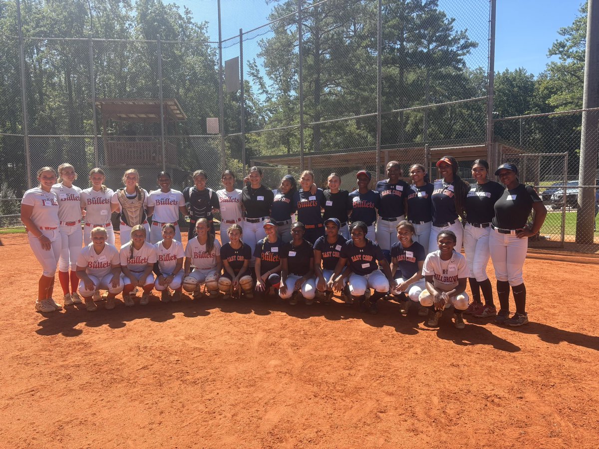 ecbullets_gray's tweet photo. What a great weekend with our @EastCobbBullets family, and thank you for the fun scrimmage @ECB_ToddWillis @CoachClayTodd @CoachToniWillis https://t.co/urXIr2T4MG