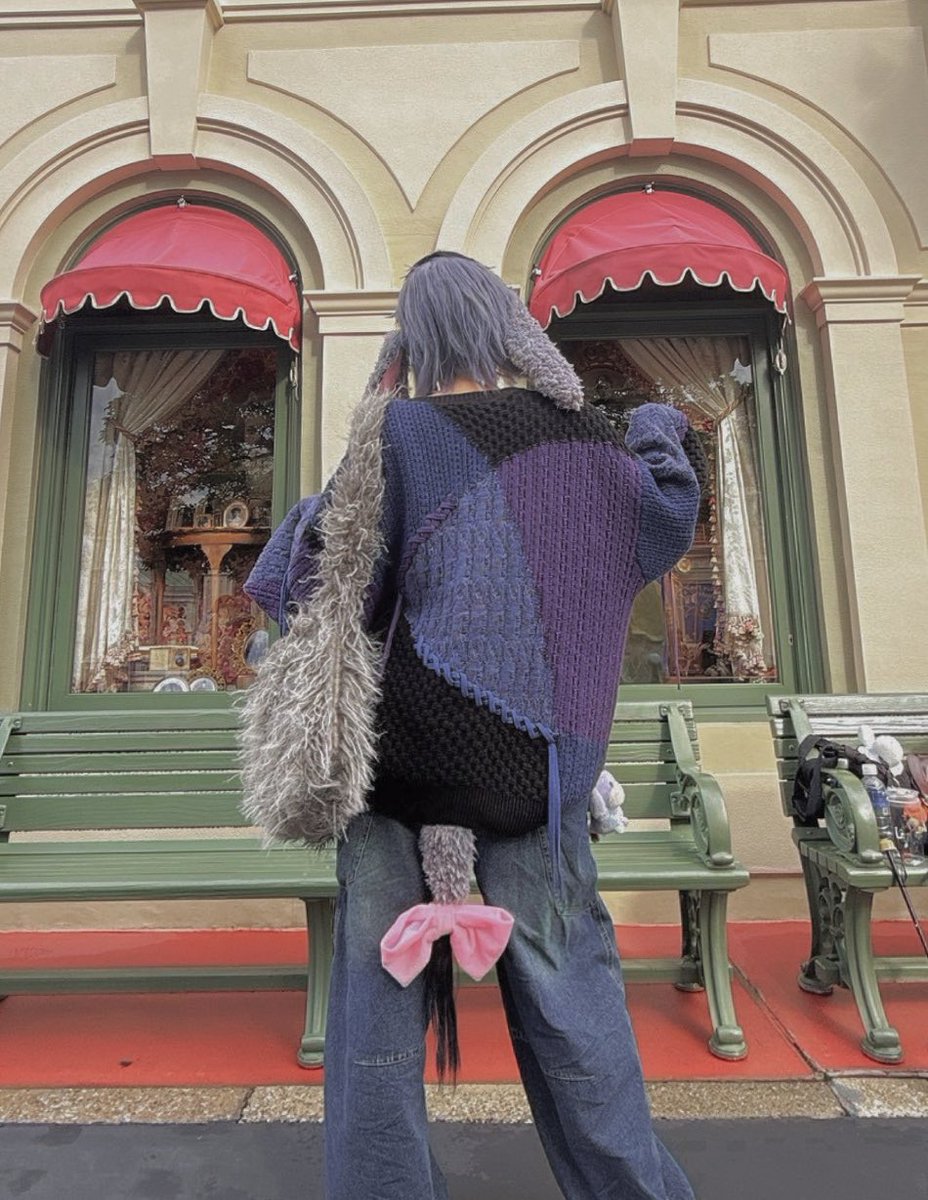 notodakiri's tweet photo. 擬人化イーヨー🫏🩶
#Dハロ仮装 #Dハロ仮装2026 https://t.co/qB08o8njsU