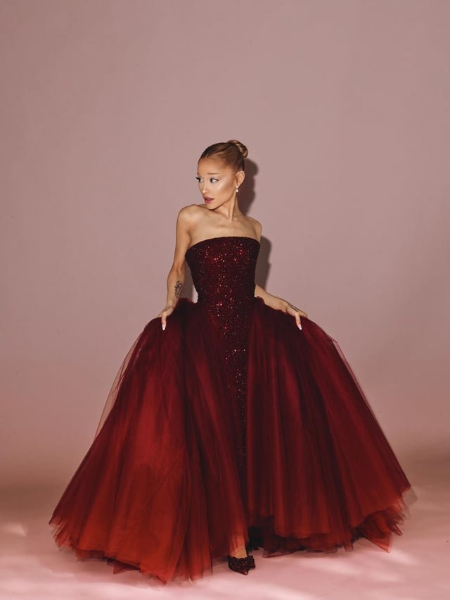 accessarianabr's tweet photo. FANDOMS COM LULA⭐️ 🇧🇷

Em defesa do Brasil, da democracia e de um futuro com mais justiça social, fãs e fandoms de diferentes artistas estão se unindo em uma só voz para declarar seu apoio ao presidente Lula.

Como fãs de Ariana Grande, artista que ao longo de sua trajetória também se posicionou publicamente sobre temas como direitos humanos, igualdade e participação social, acreditamos que a voz de uma comunidade de fãs pode ir além da música e da cultura pop.🇧🇷

VOTE 13 PELA DEMOCRACIA!❤️