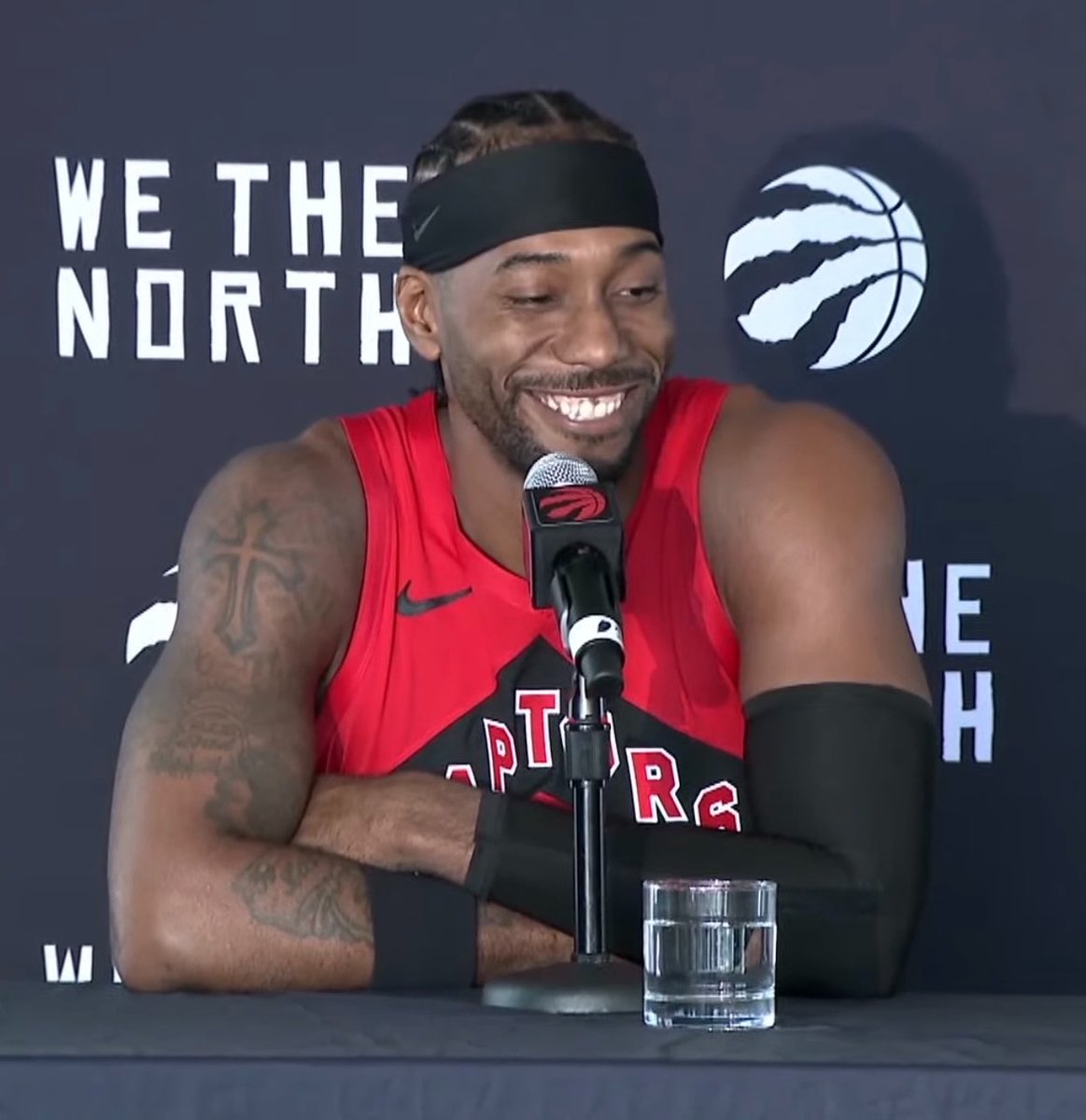 OmerOsman200's tweet photo. That Kawhi Leonard smile. 

He’s back home. ❤️ https://t.co/YwUhSrpGYj