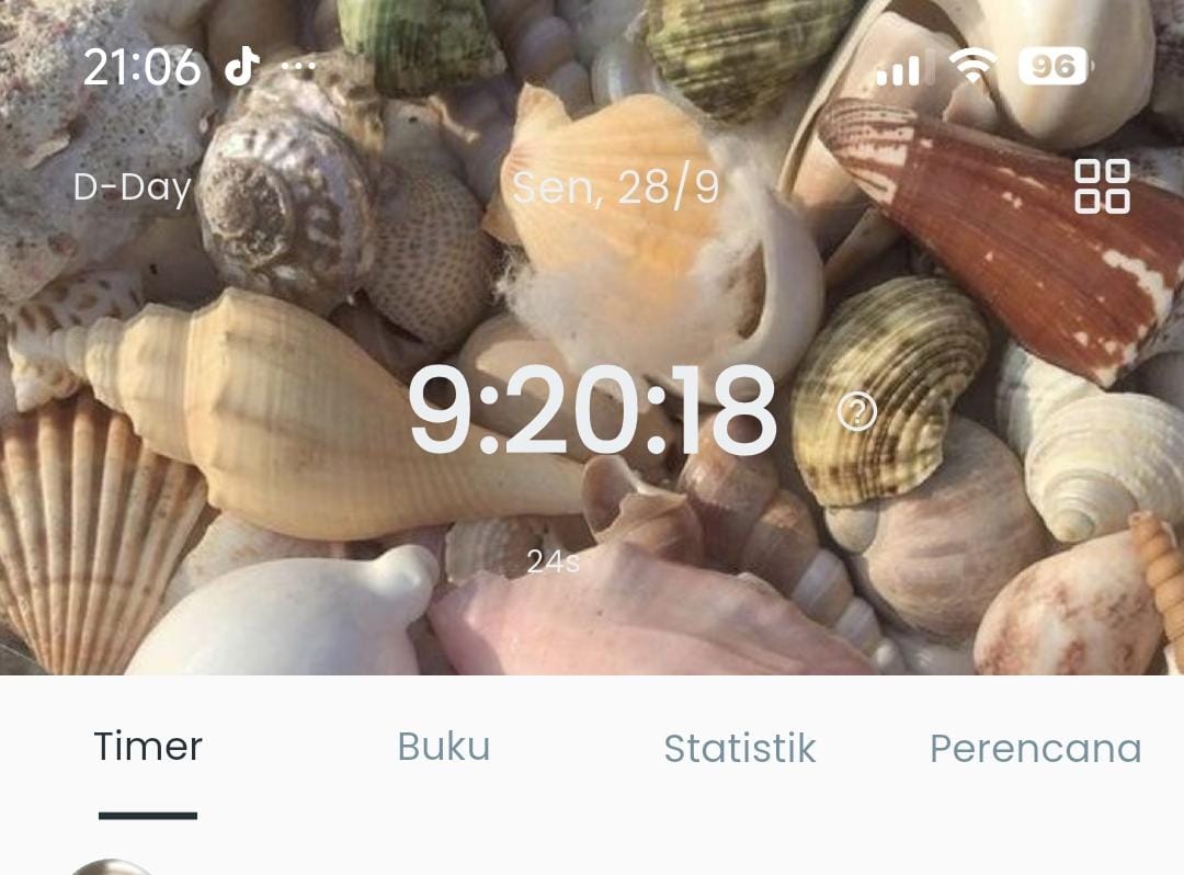 dear_diarystine's tweet photo. DAY-12 &amp; DAY-13 #progressristine day 12 nya repost y soalnya ga post bangke banget dah, for day 13 today hari ini cpK bgt dan p3gal pegal linu https://t.co/Wb7Fc4w136