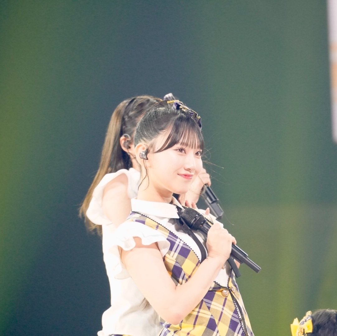 s_pan__'s tweet photo. 酸っぱすぎるレモネードめっちゃ似合ってる🍋
#徳永羚海
#AKB48
#AKBサンコンコン https://t.co/g5byGznkVD