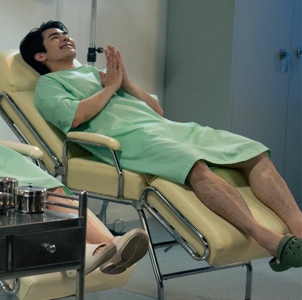 dpentm's tweet photo. เขียวตั้งแต่ชุดยันรองเท้า ฮีเลือกสีชุดเองปะ555555555 #Jetlag2EP23 https://t.co/aWCsQlvGIe