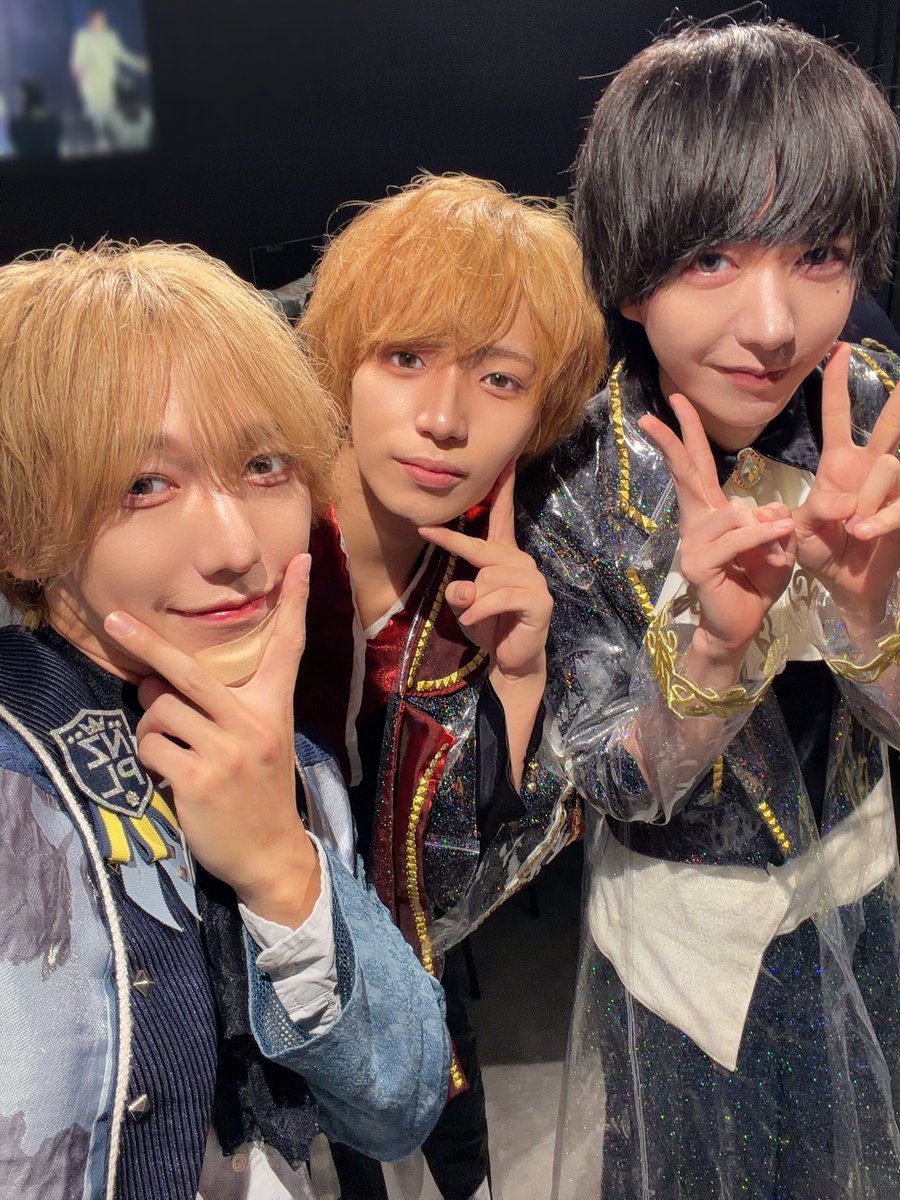Nizi_Pale_Akito's tweet photo. いっぱい写真撮った！📸 https://t.co/VXRaSj9sAY