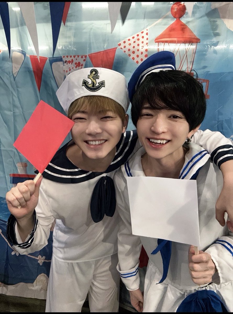 ikegaku_nara's tweet photo. イケガク水兵イベントのYouTube配信のオンライン物販があと40分で締切になります！みんな送り忘れてない？大丈夫！？5枚でサイン10枚で名指しのメッセージ付き落書きだよぉ🐬⚓️🛟🏝️
詳しくは動画の概要欄で📺
旗揚げゲームまーじで面白かった🫪
https://t.co/lEfNJLLynX https://t.co/YJ43RhIAsu