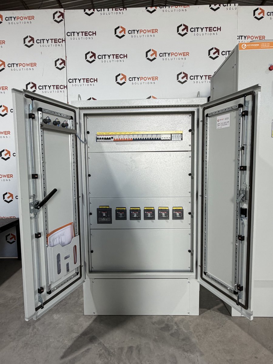CityTech_Co's tweet photo. Built with precision. Assembled with expertise

Our technical team continues to deliver high-quality panelboards, carefully assembled in our workshop with a strong focus on safety, reliability and performance

#Panelboards #ElectricalEngineering #LVPanels #Quality #Projects #Iraq https://t.co/mvBoNPBzuC