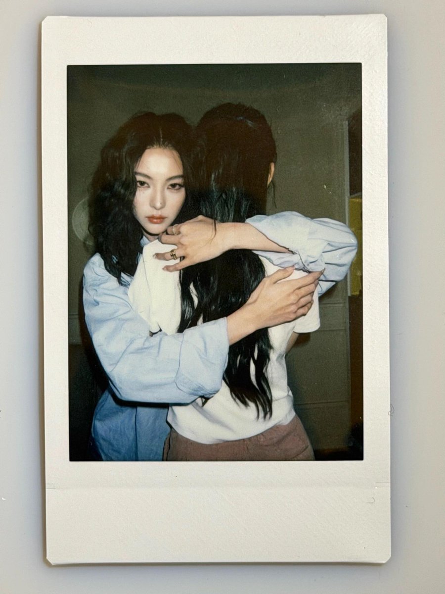 umniro's tweet photo. 이 둘의 만남이 계속 되길 https://t.co/iwcxYvmoCn