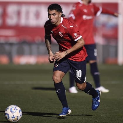 CapitanCali's tweet photo. @MotivacionesF Santiago Toloza y Luciano Cabral presentes por parte de @Independiente. https://t.co/haEuipC2T7