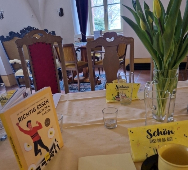 KlosterStMarien's tweet photo. VORSCHAU:
"Fastenwoche" bei uns im #Kloster St. #Marienthal
Freitag, 30.10. bis Freitag, 06.11.2026
Das #Fasten in klösterlicher Atmosphäre bietet Ihnen Besinnung und Orientierung sowie nachhaltige Stärke in geistiger Regsamkeit und Klarheit.
Link: >>> https://t.co/YQgd98GtOa https://t.co/9GUMhVKPfp