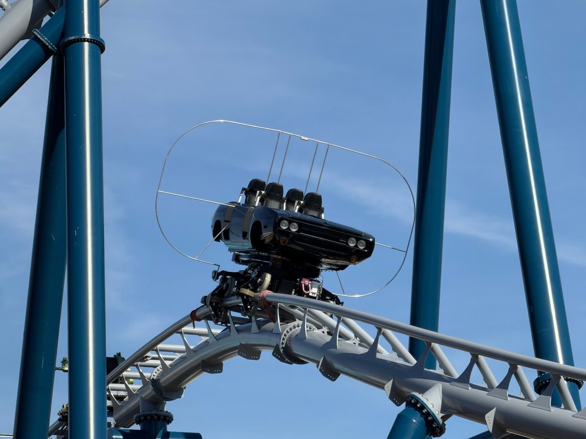 insideuniversal tweet picture