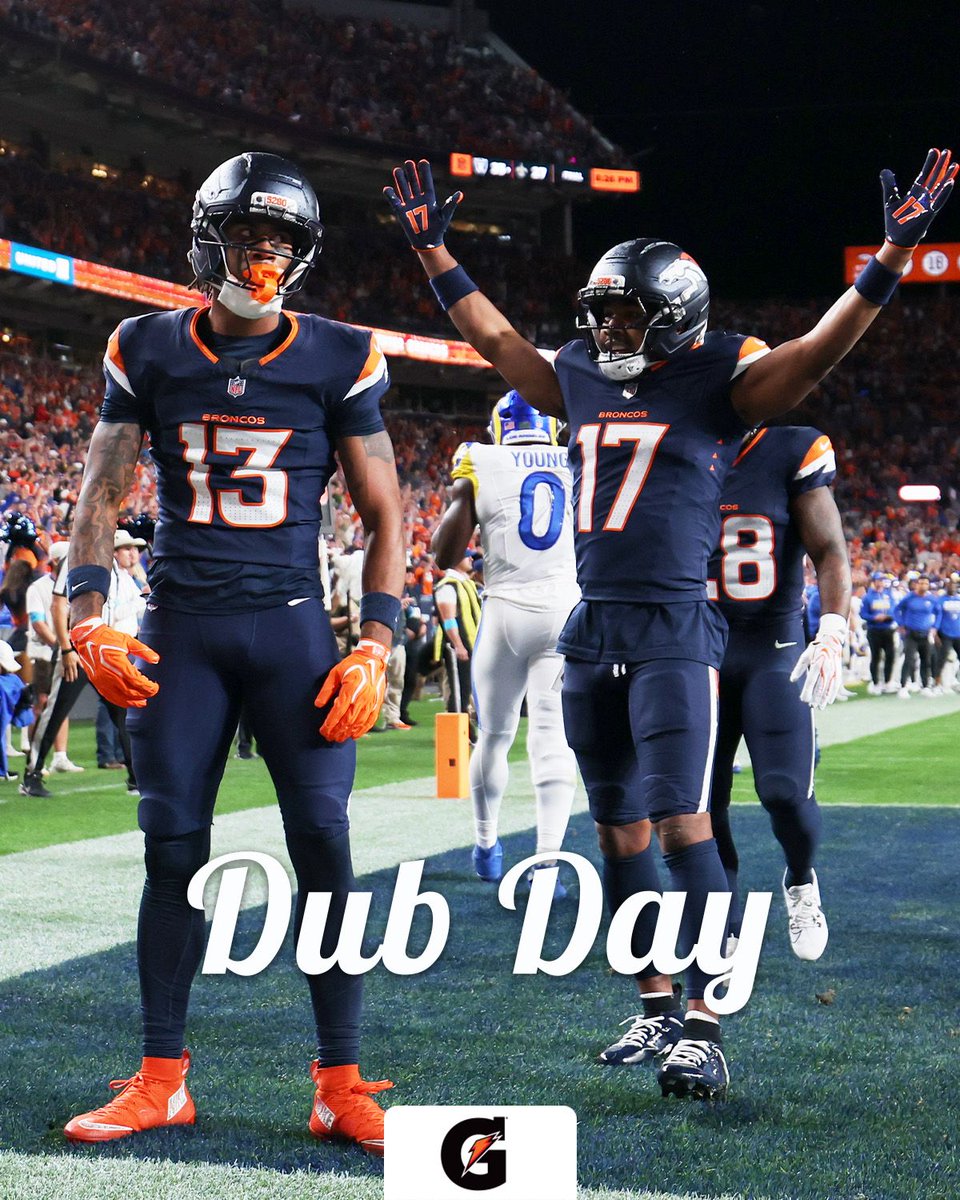 Broncos's tweet photo. Waking up with the W 🤩 https://t.co/idiq8qJwFe