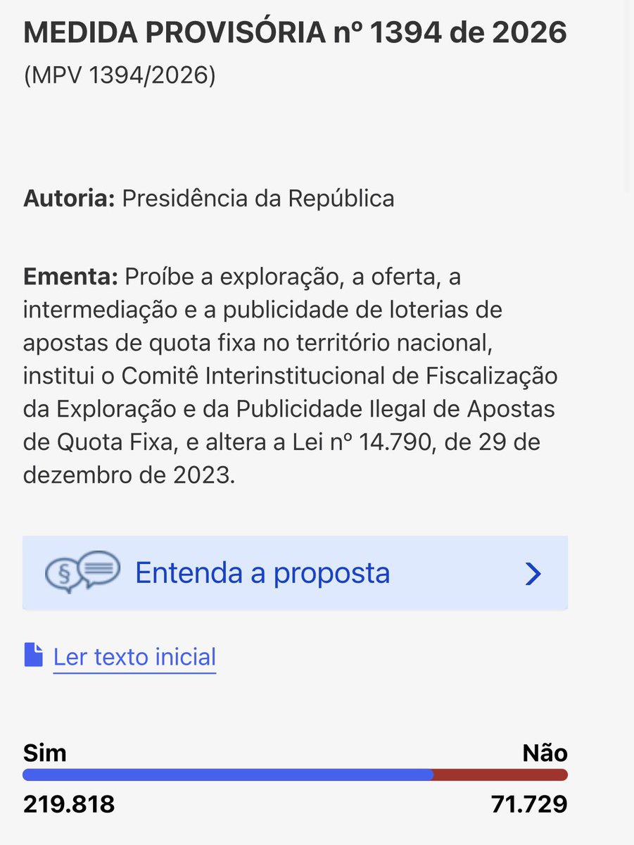 robertxyo's tweet photo. a pesquisa já passou de 200 mil, o twitter arrasa https://t.co/b4X8IA495F