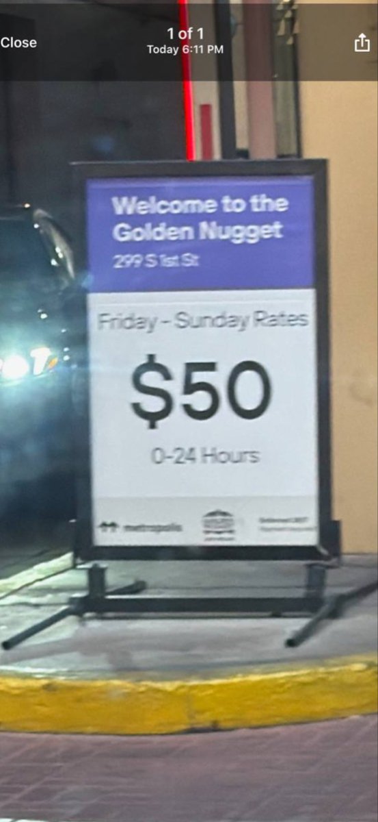 BillKrackman's tweet photo. Just another weekend parking rate DOWNTOWN LAS VEGAS!!   ￼￼

😡🤬 https://t.co/0ULwSxDjlf