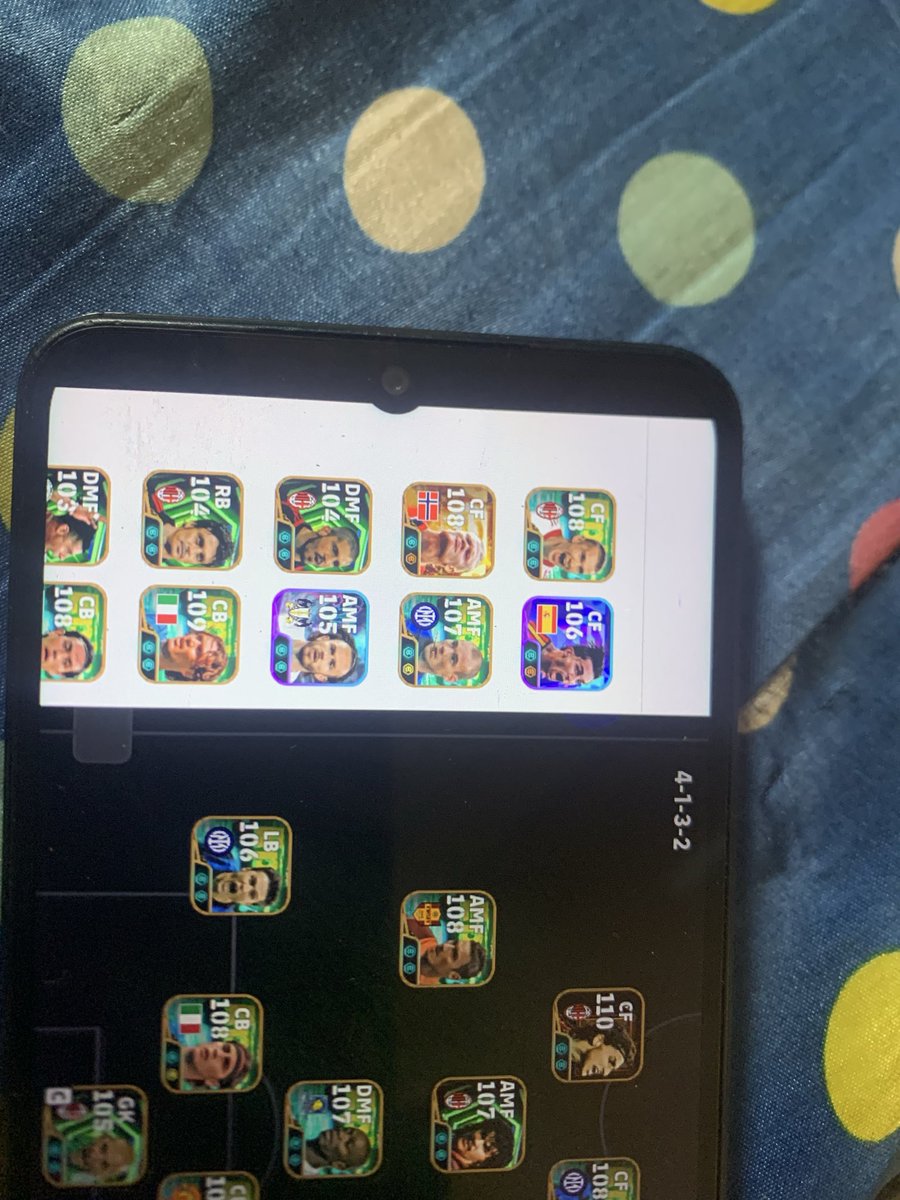dfw_kunle's tweet photo. His squad 😭😭😭😭💔
The last picture is my squad 
He won with a last minute penalty with
@Bebe_Ik @BrianEfootball @Konamipikin8 @o_dahmey @Oyamujanet https://t.co/lIy9bNTSxu