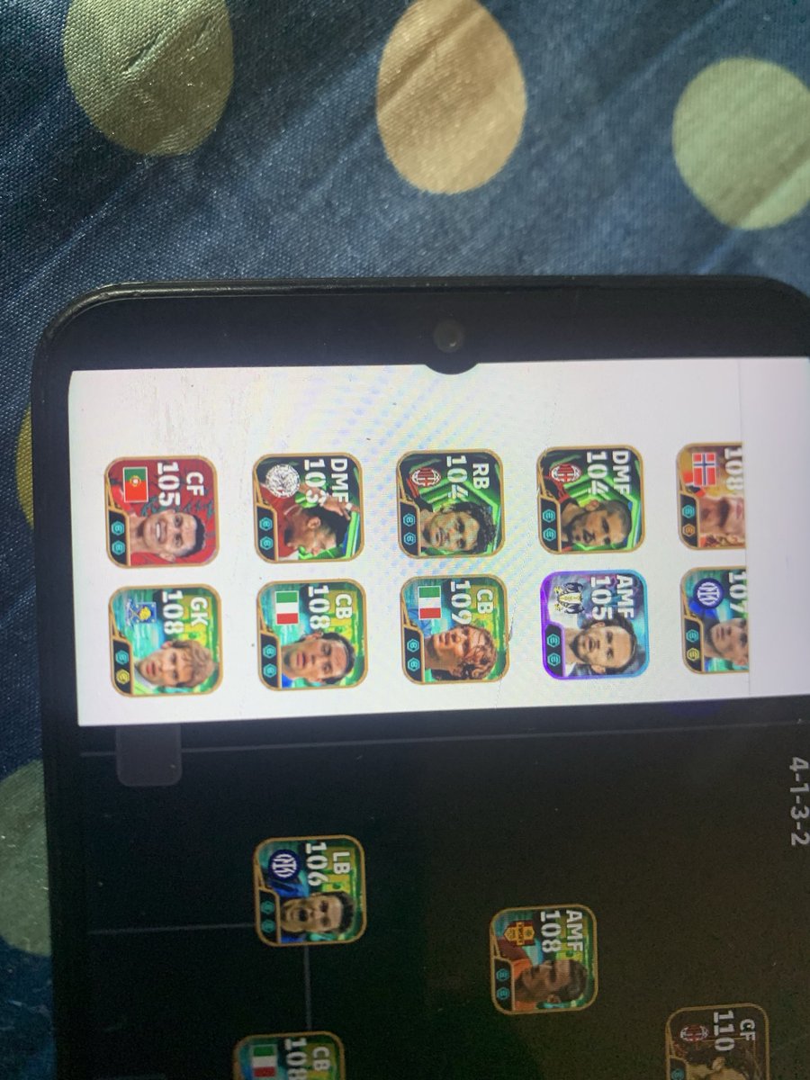dfw_kunle's tweet photo. His squad 😭😭😭😭💔
The last picture is my squad 
He won with a last minute penalty with
@Bebe_Ik @BrianEfootball @Konamipikin8 @o_dahmey @Oyamujanet https://t.co/lIy9bNTSxu
