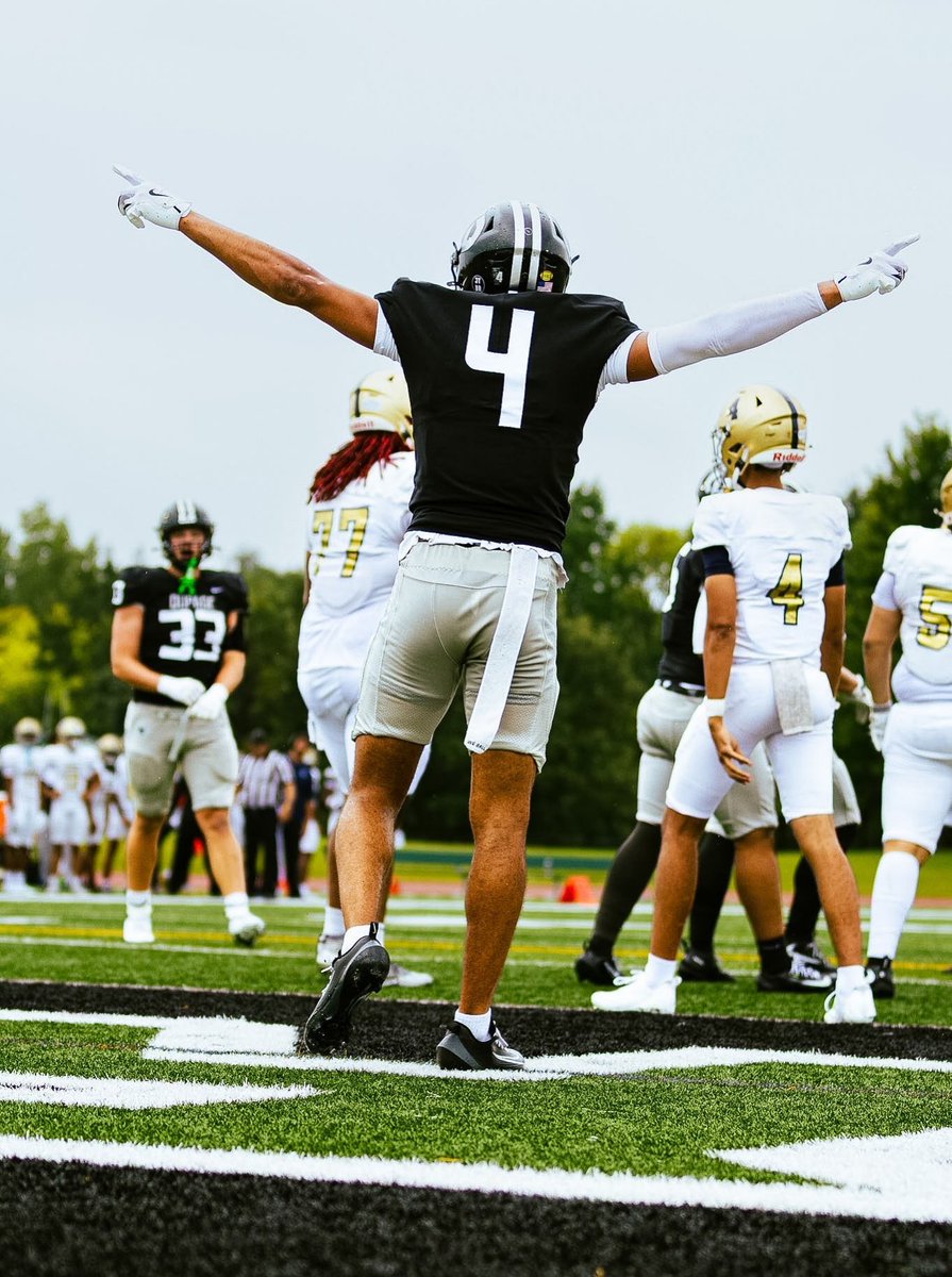 KoniKamba's tweet photo. MID SZN HIGHLIGHTS⭐️

Cornerback 6'2 190
Turnover, PBU, Tackle, Pressure

3.0 GPA
#1 JUCO College Of DuPage

HUDL Link in Bio

@JuCoFootballACE @Coach_PauleyD @JordanWesty1 @Coach_Nol @CoachTCip 
@JUCOFFrenzy @ARrecruitmentfr https://t.co/I6UIhLHqSt