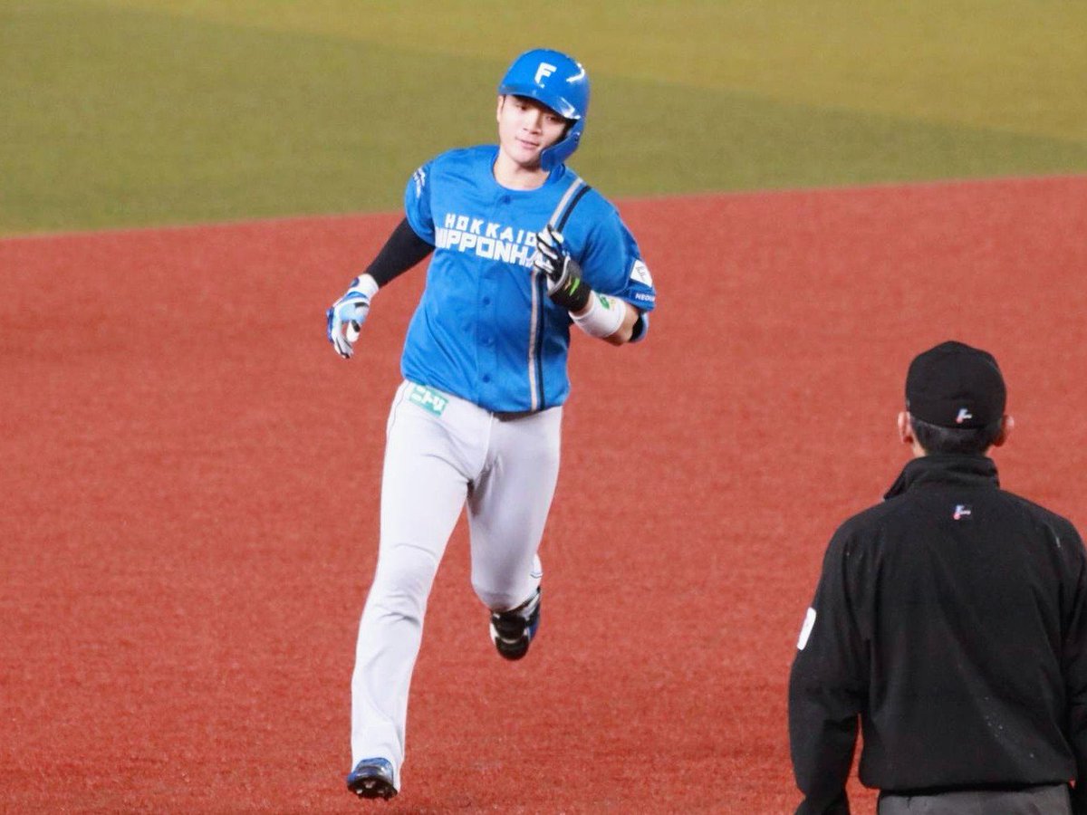 nschiyan's tweet photo. ぐんちゃんの代打グラスラって初だったのね～👏

勤務時間30秒ってぐんちゃんらしいコメント😂😂😂

貴重な瞬間に立ち会ってしまったわ🙌
#lovefighters
#郡司裕也 https://t.co/XgwxVLUSve