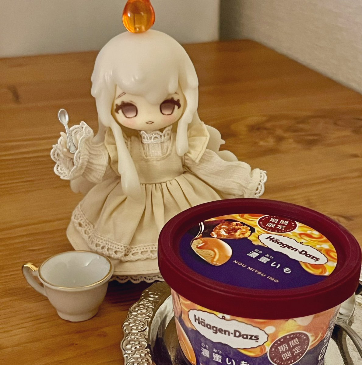 248doll's tweet photo. 大事にとっておいたアイスを解禁🍯 https://t.co/JklgPpNpTV
