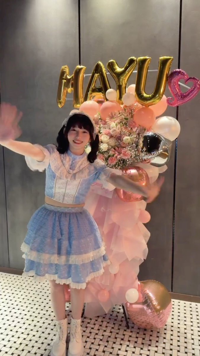『 早川真由卒業公演 』 みんなに出会えて沢山幸せをもらいました！！ Chuu♡Cuteに入って良かったよー！ 皆ありが…｜@chuu_cute_の動画保存