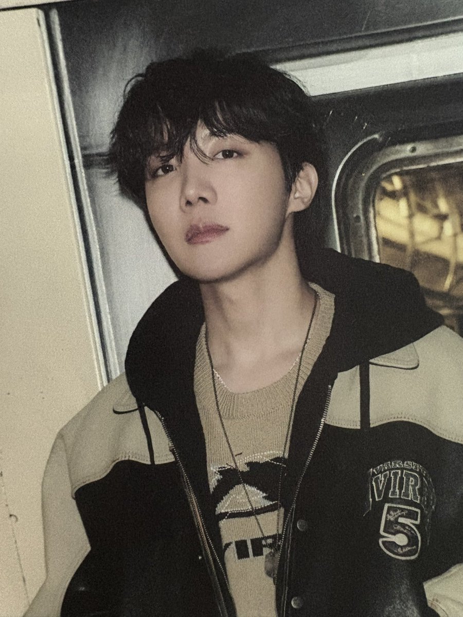 misogar's tweet photo. I am voting for #ARIASBTS at the 2026 ARIA Music Awards       우리 아미들 함께 해요~ 💜🫶🏻 https://t.co/nMkYwEodM6