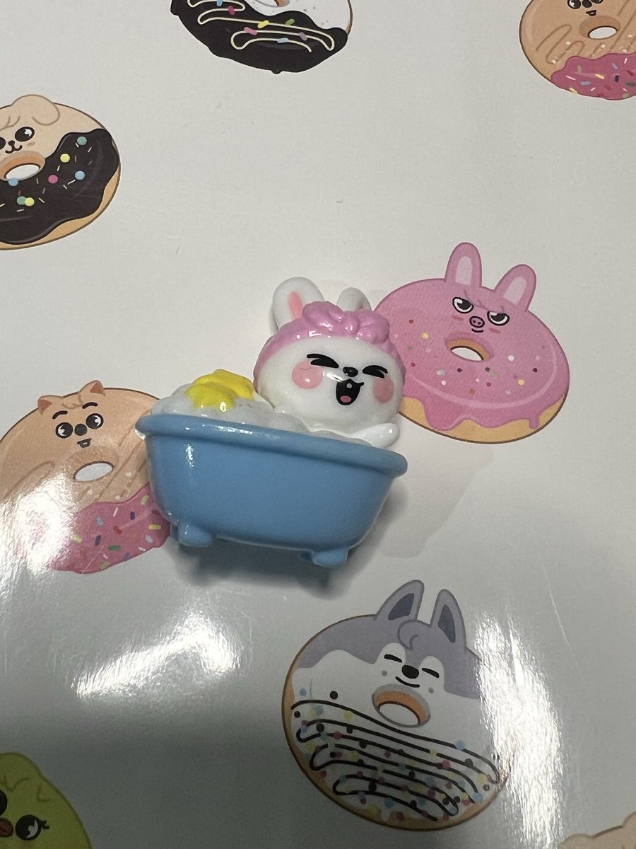 skz_mtn's tweet photo. Stray Kids スキズ SKZOO 
びっくらたまご バブルフィーバー SKZOO  Bubble Bath Time バスボム 入浴剤 

譲：リービット🐰

求：ジニレット🦙

郵送、同日発送希望です😊
お気軽にお声掛けください✨

#スキズ交換 
＃straykids交換 https://t.co/OoQNvTlskl