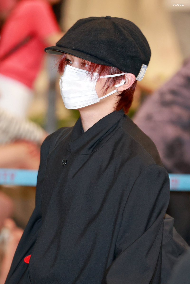 rurusioni's tweet photo. hes just the #coolest boy ever https://t.co/Ki3C6BVj6o
