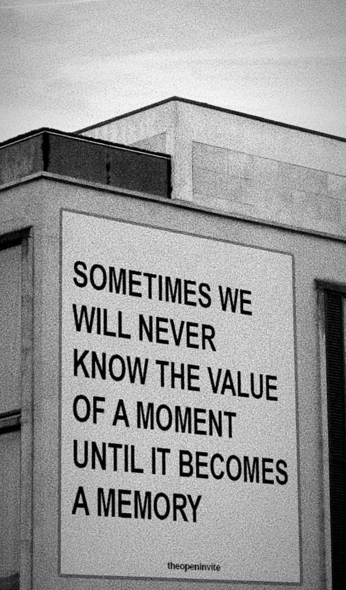 BigLouis001's tweet photo. The whole scenario feel like endless stimulation and illusion....u just want to fking end😭💔 https://t.co/UDqnKkvC9n