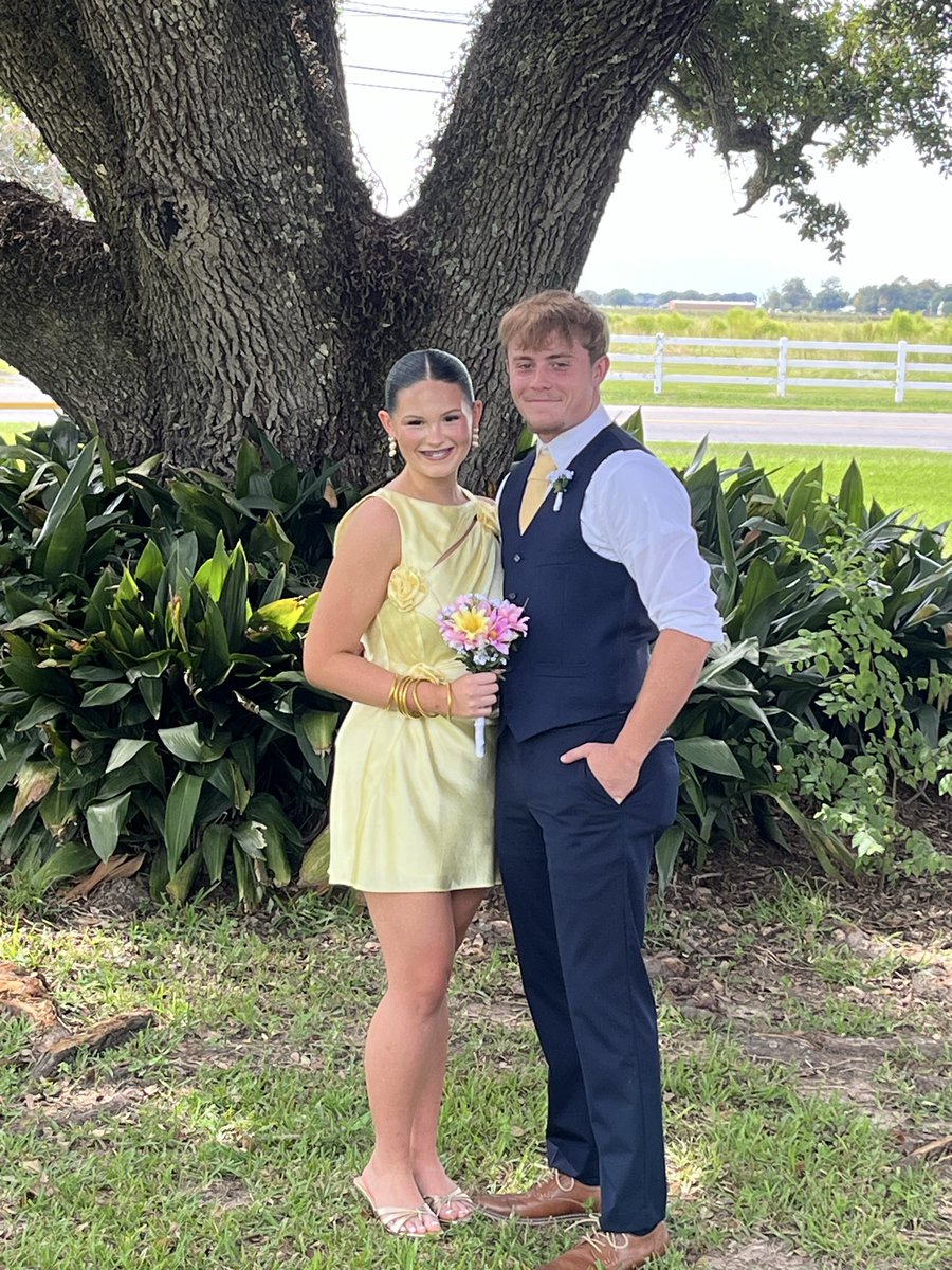 TylerCampbx1's tweet photo. Had a good time this HOCO weekend with friends and family. https://t.co/HlO92C8OhH