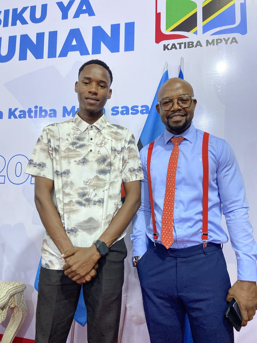 Mwinshehe07's tweet photo. Happy reborn day kwako my brother Gervas Lyenda @IamLyenda Mkuu wa Idara ya Habari wa chama chetu CHADEMA🎉

Nakuombea kheri, afya njema na mafanikio zaidi katika utumishi wako kaka🙏 https://t.co/pAIQZ0HCWZ