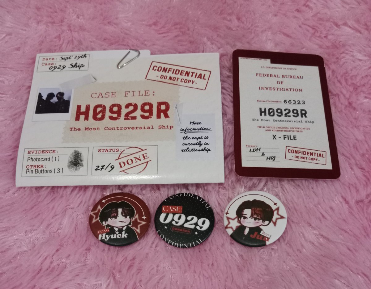 Nasikepal23's tweet photo. @flybrightlyDR @isrojee @loveyoumore1015 3) kakak ini juga hampir nggak pernah absen dari event yg ada renjunnya wkwk, anw makasiih kipas dan marshmallow🐻 nya kak rein @reinsskp 🫶

4) paramex~ wkwk ini cakep banget sih konsep freebiesnya, thankyou so much kakk @kaiteiruyo @Haerenka https://t.co/il2l6Emnqp