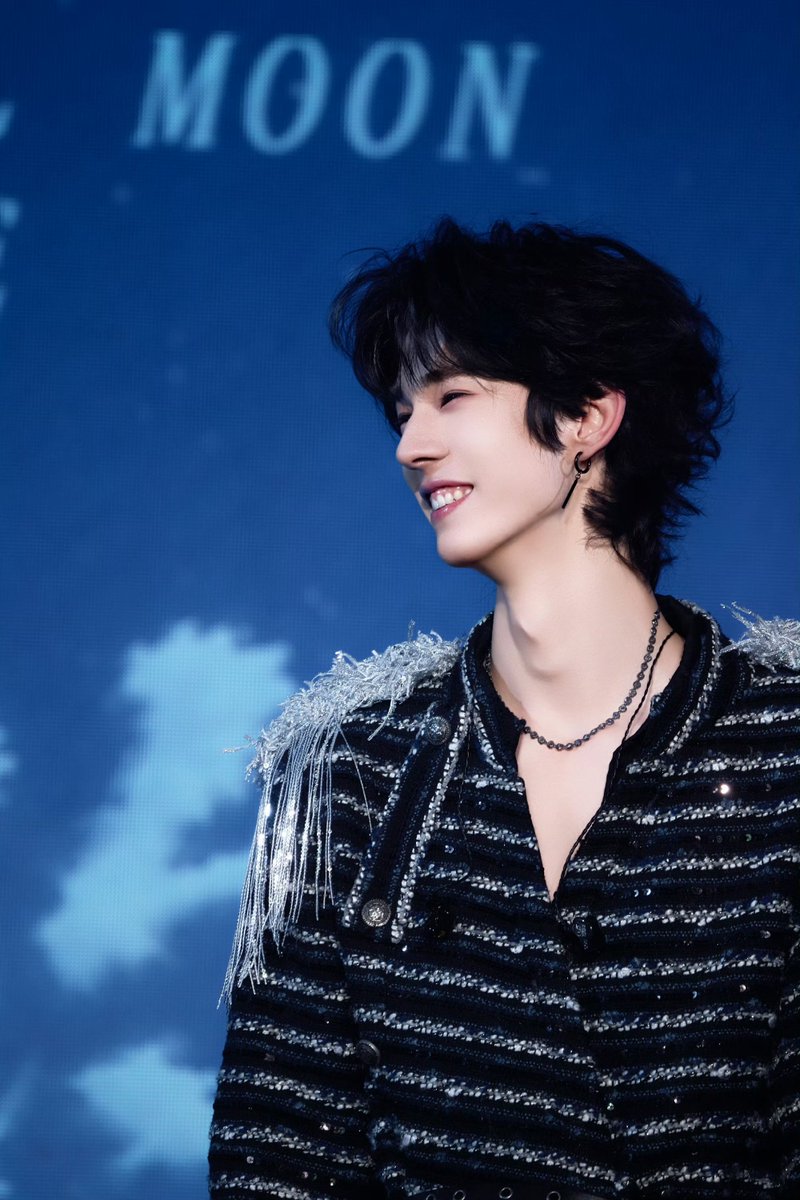 1801APpjp's tweet photo. —★ รักรอยยิ้มอลลี่จัง ไม่อยากให้ใครมาทำร้ายรอยยิ้มนี้เลย เป็นยิ้มที่สดใสไปนานๆน่ะ : 💜 ) https://t.co/rubrgnUycw