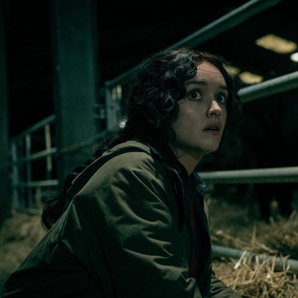 slowhorsesnews's tweet photo. The third episode of Slow Horses Season 6 will be the first time Olivia Cooke’s character, Sid Baker, fully appears in an episode of the show since Season 1. https://t.co/Ap2NEXXzPz