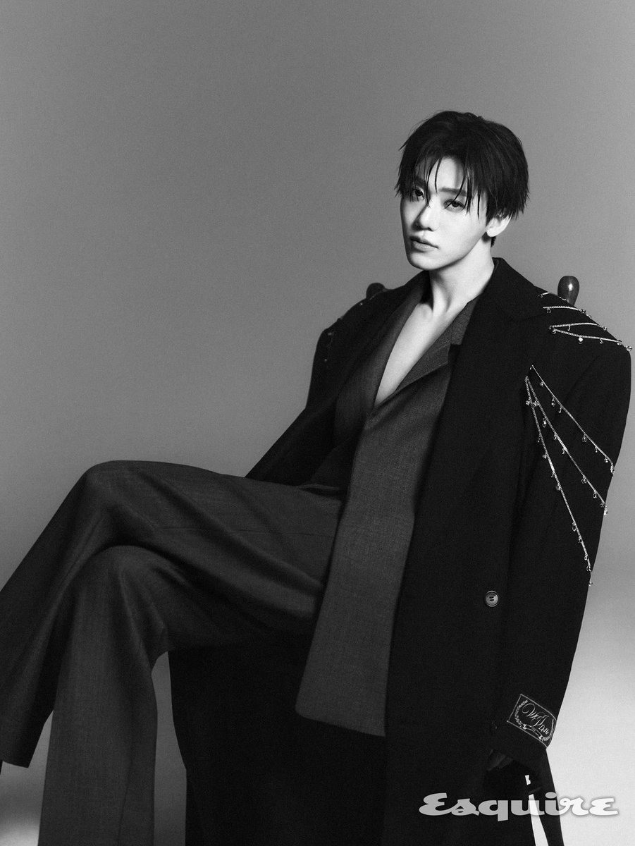 ffebcember's tweet photo. แจมินควรถือสักแบรนด์จริงๆนะ🥺 เบ้าหน้าโคตรหล่อ sex appeal ปรอทแตก หุ่นยิ่งไม่ต้องพูดถึง โมเดลสุดๆอะ ฐานฟคก้เยอะเอาจิง ขึ้นไฮเอนด์พวกเราก็มีเงินซื้อนะเฟ้ย เร้ว ๆ มันจะไม่มีแบรนด์ไหนตาถึงเลยหรอ ไม่ขอเชื่อนะ ㅜㅜ เสียดายความหล่อ😭😭 อยากเห็นในฟชวอะ https://t.co/YvUNe6UbAl