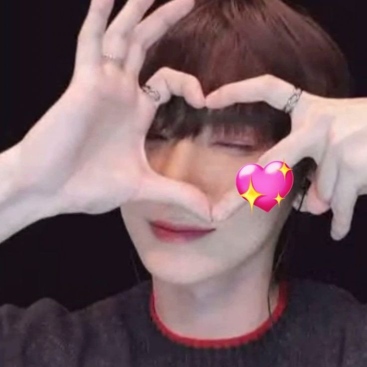 zerotk81's tweet photo. @Insasin_ 사랑해 🩵🩵🩵🩵🩵🩵🩵 https://t.co/bLn5NLKRWz