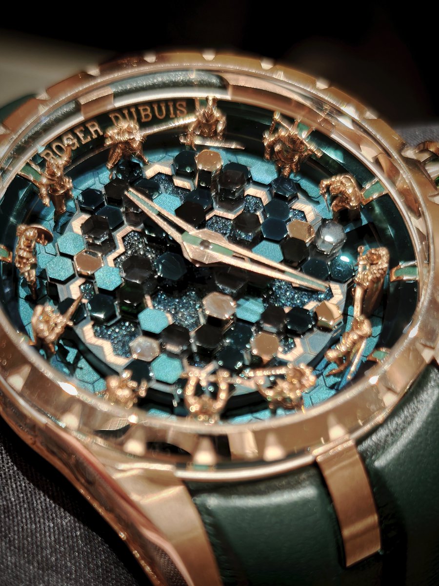 PolPetual's tweet photo. Knights of the Round Table
.
#RogerDubuis #KnightsOfTheRoundTable #LimitedEdition #Collector #WatchWorldWideMag
@Roger_Dubuis https://t.co/W31CTXIwXl