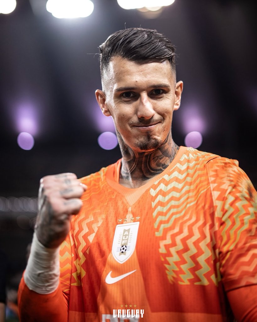 Uruguay's tweet photo. Partidazo del 23 🧱 https://t.co/PqVs0r1V9w