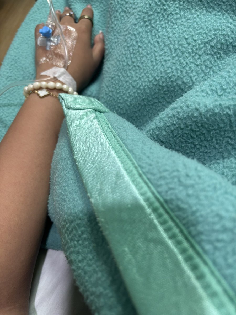 cachillls's tweet photo. Post concert condition🤒 https://t.co/YFcEqeVVoO