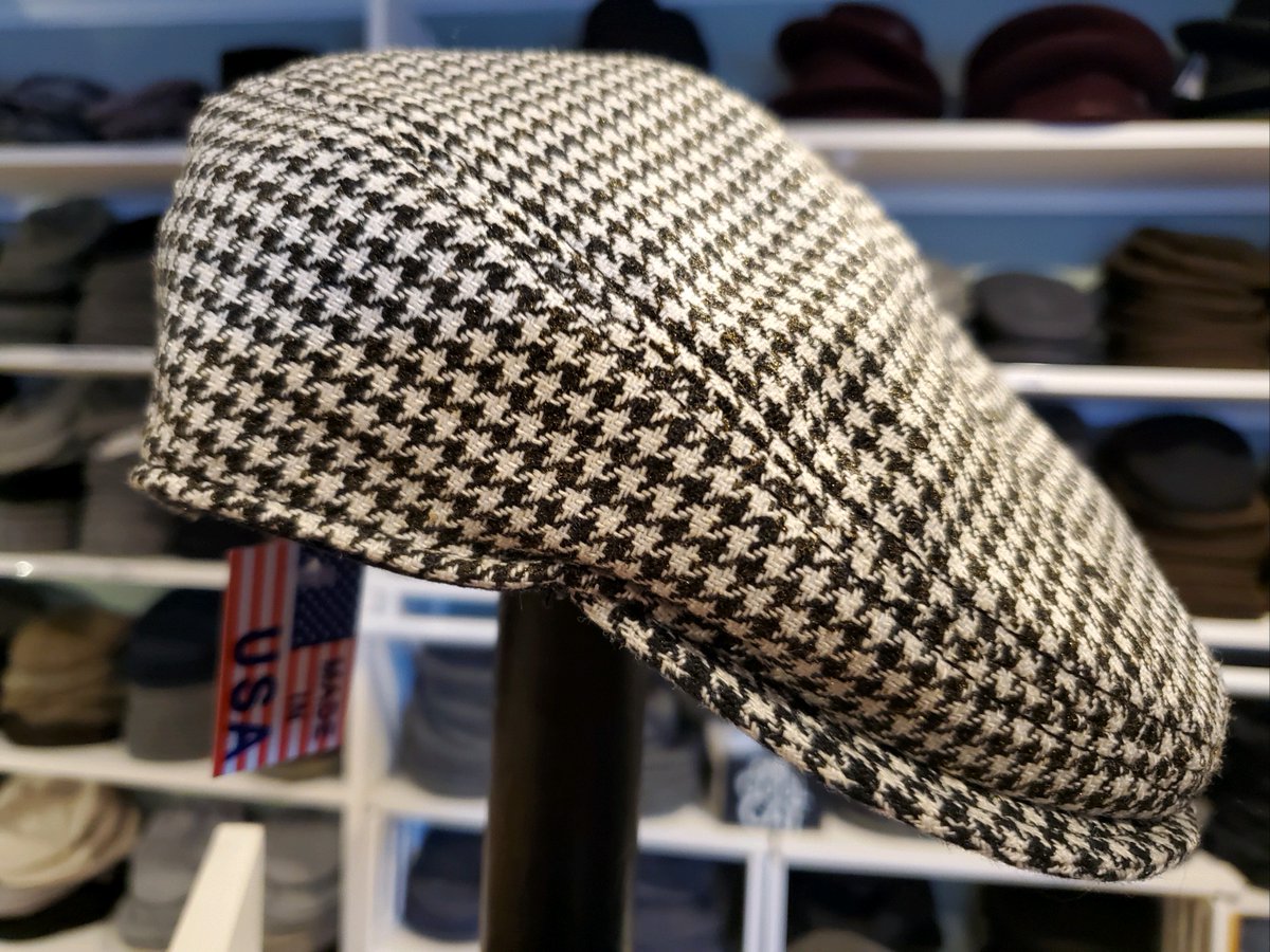 mulligangear's tweet photo. Thanks @soccer_mommybri for following us @mulligangear For #doovers and #2ndchances insist on a #Mulligan #golf #Scallycap https://t.co/HVWC2Jy9E6 774-719-0285 https://t.co/yqjRkRaUJE