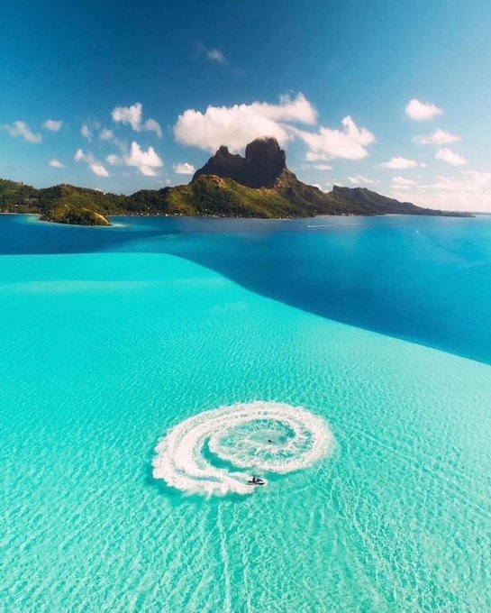 Travitinerary's tweet photo. Bora Bora https://t.co/Kud0dbegv4