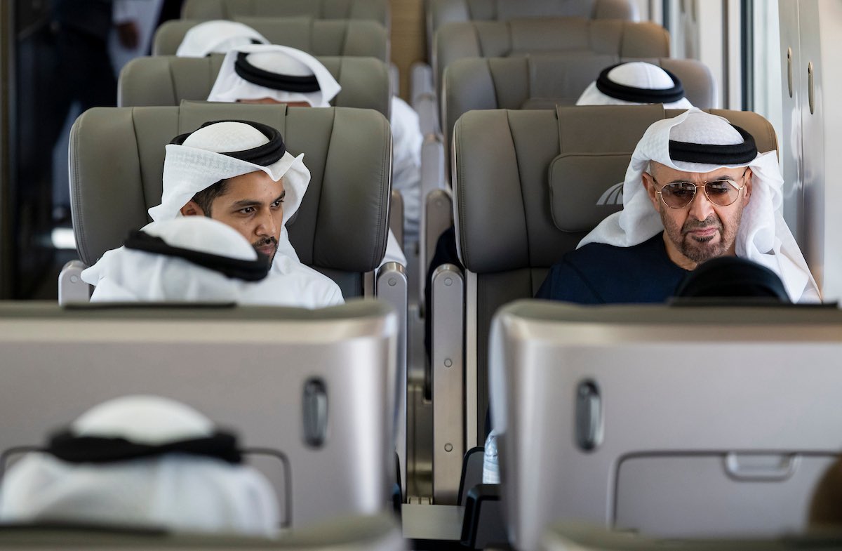 FaisalHuraiz's tweet photo. حين يستقل صاحب السمو الشيخ محمد بن زايد قطار الاتحاد من أبوظبي إلى دبي، لا نرى رحلة بين مدينتين فحسب؛ نرى القطار يعبر بين طموحاتنا، ونسمع هدير إنجازاتنا، ونشعر بنبض وطن يمضي بثبات نحو مستقبله برؤية واحدة.

اليوم تبدأ رحلة جديدة؛ تقترب فيها مدن الإمارات، وتختصر المسافات، وتتسع آفاق المستقبل.