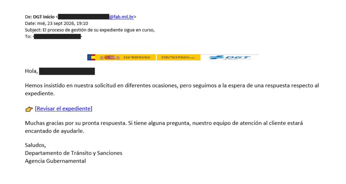policiademadrid's tweet photo. 🚨¿Una multa de la DGT por SMS o correo? Ojo: puede ser una estafa.
👉El enlace lleva a una web falsa que imita a la DGT. No facilites datos, cierra la web y elimina el mensaje.
Si has facilitado datos, cambia las contraseñas y contacta con tu banco.
#internetSeguro
#PMM https://t.co/asaaWTujp5