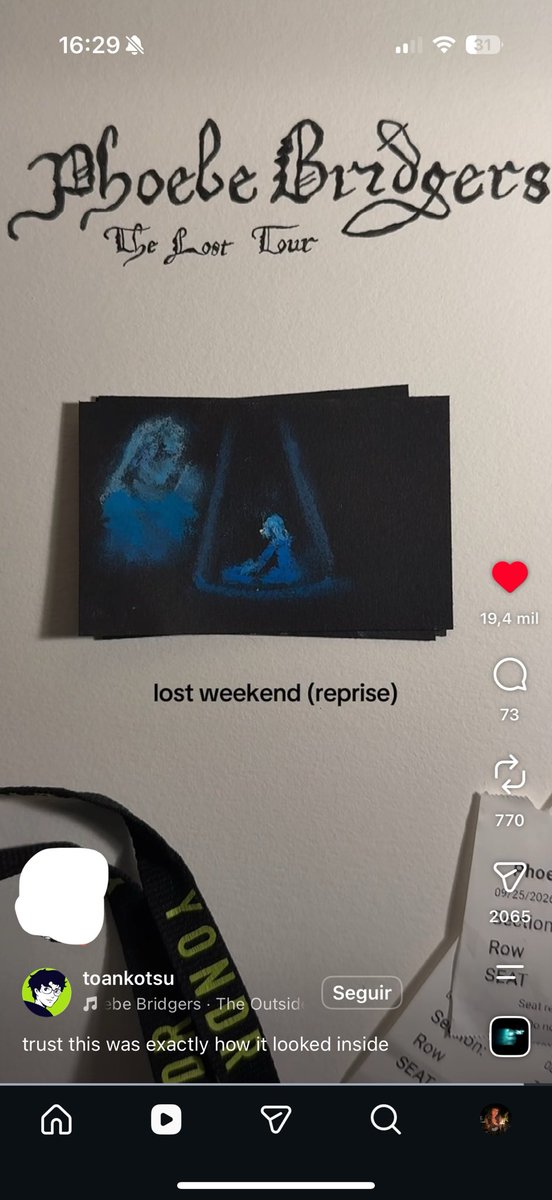 printempsdesens's tweet photo. ossessionata dai video in cui le persone disegnano il concerto di phoebe bridgers perché non si possono fare foto e video https://t.co/1wbNhfcZRu
